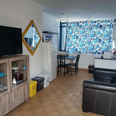 Ferienwohnung Attico Scogliera D'Armisi CTA Exterior foto
